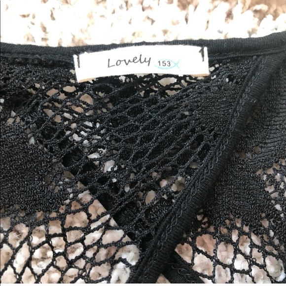 Lovely 153 black lace cut out elbow sleeve t… - Picture 7 of 10